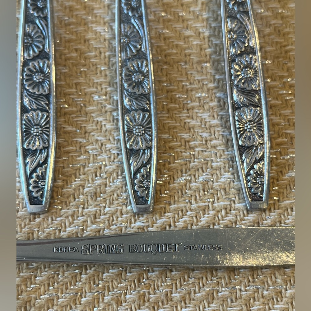 Vintage Spring Boutique Stainless forks (6) - Picture 3 of 3
